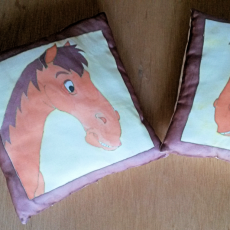 2coussins-chevaux